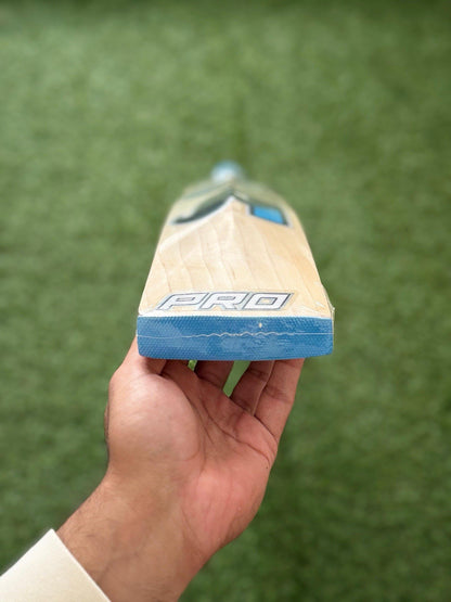 CA Pro 7000 Harrow Junior Cricket Bat - Brand New - 2lb 4oz - Exclusive