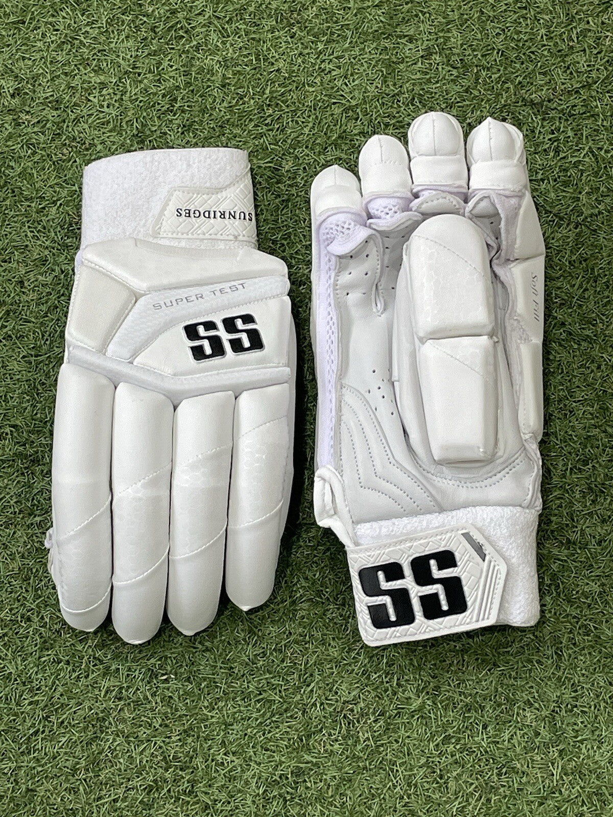 SS Super Test White Batting Gloves - Brand New - Left Hand Mens Size