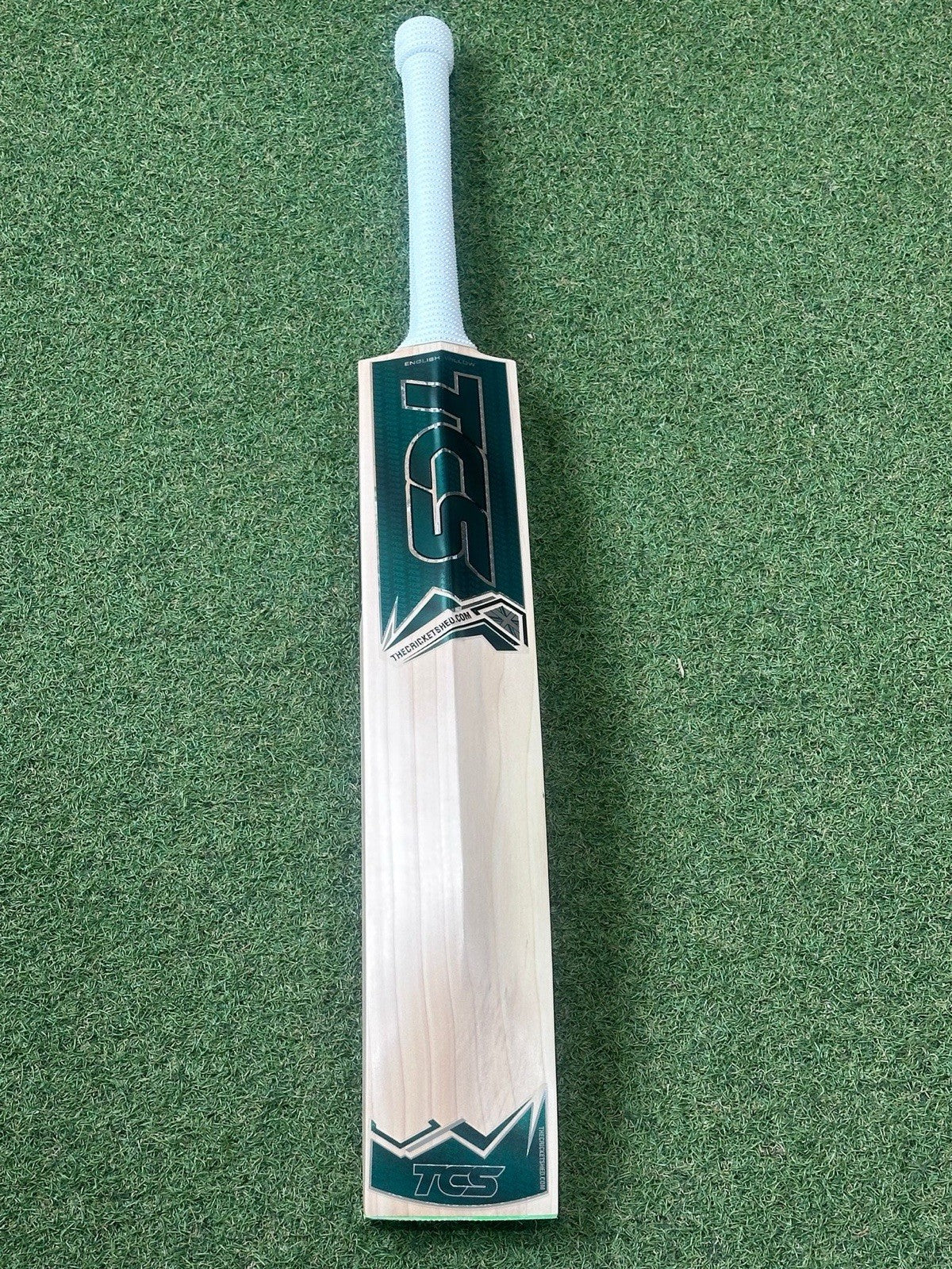 TCS Emerald Cricket Bat - Brand New - 2lb 11oz - Exclusive! UK Made!