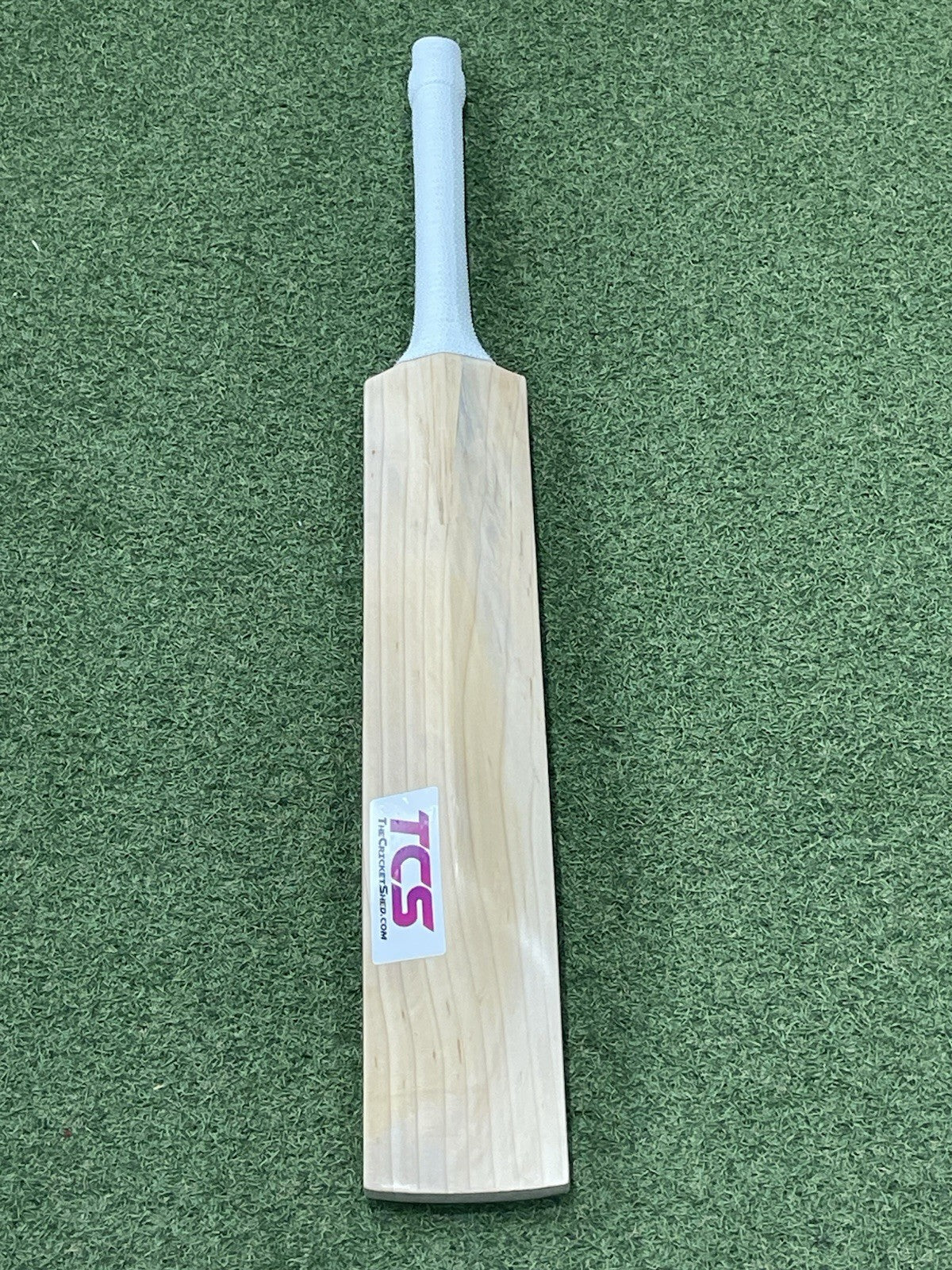 MB Malik Plain Cricket Bat - Brand New - 2lb 9oz - Magic Blue Willow