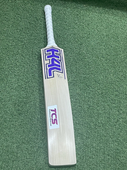 Hell 4 Leather (H4L) Pro Grade Cricket Bat (2lb 10oz) - Lovely Grains!