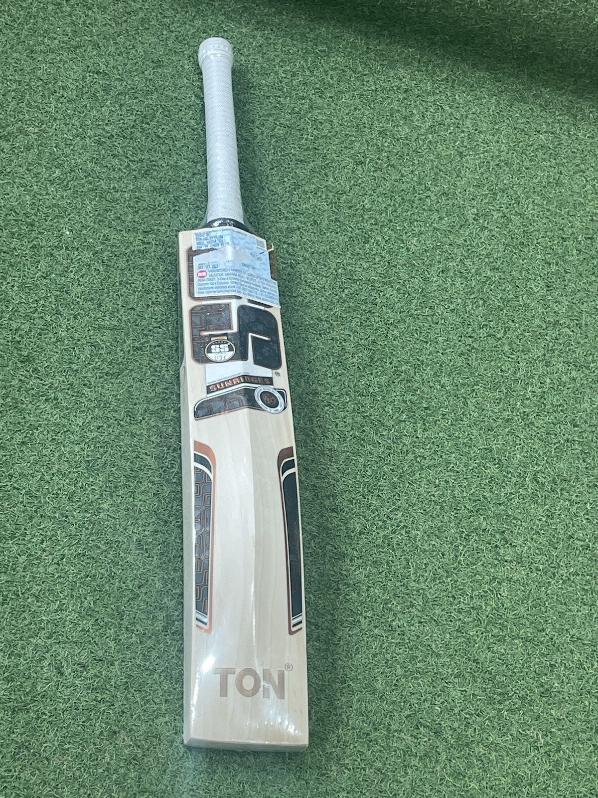 SS Master 7000 Cricket Bat - Brand New - New Stickers - 2lb 8oz - Exclusive