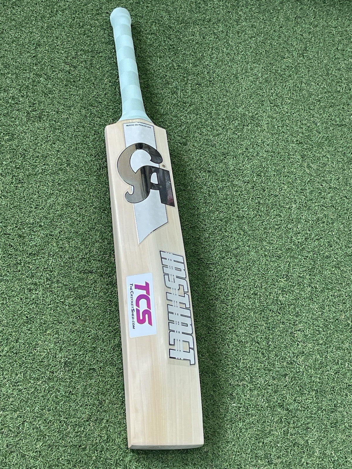 CA Instinct 3 Star Cricket Bat - Brand New - 2lb 10oz - Full Profile No Concave