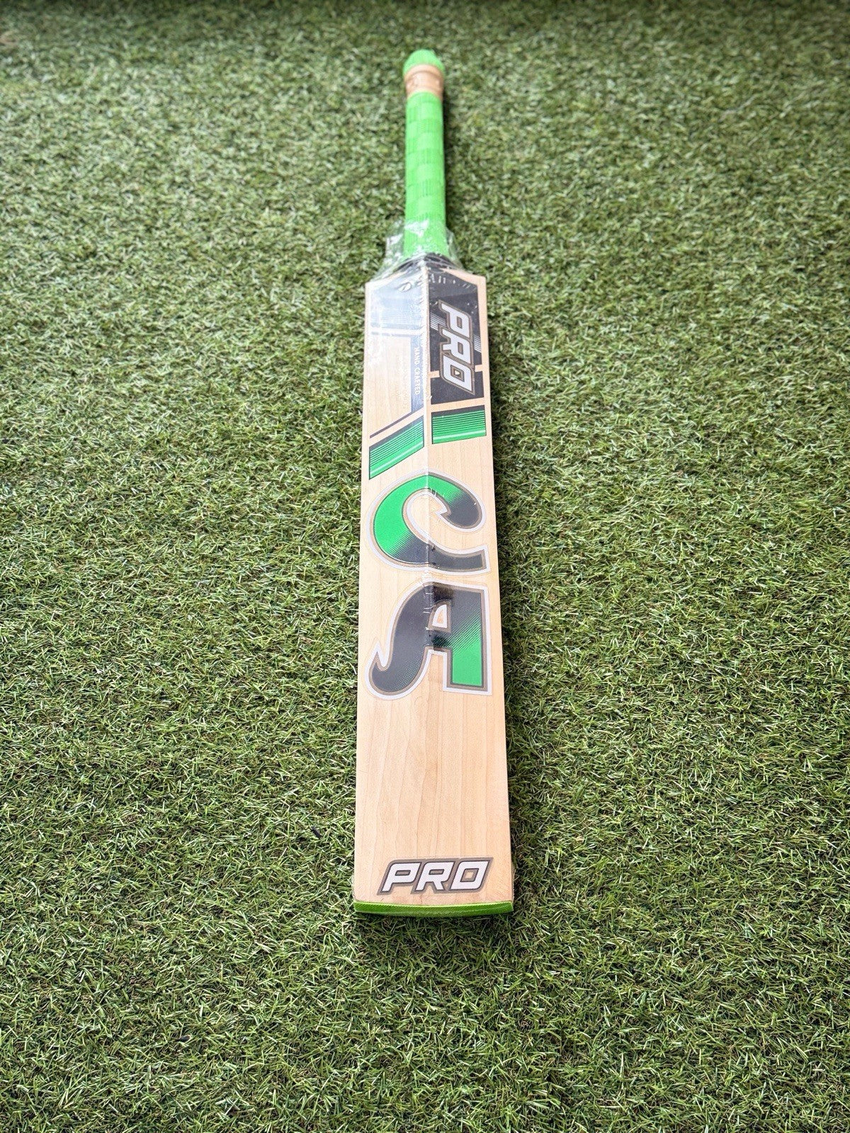 CA Pro 15000 Harrow Junior Cricket Bat - Brand New - 2lb 5oz - Exclusive!!