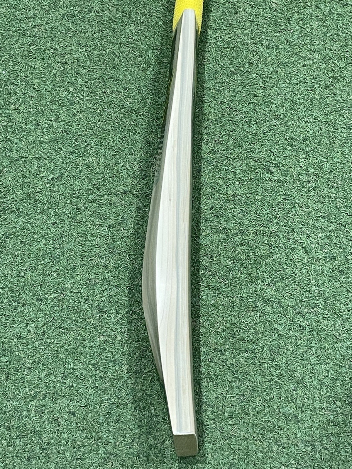 Vader Sports Limited Edition Cricket Bat (2lb 10oz) - Exclusive - Brand New