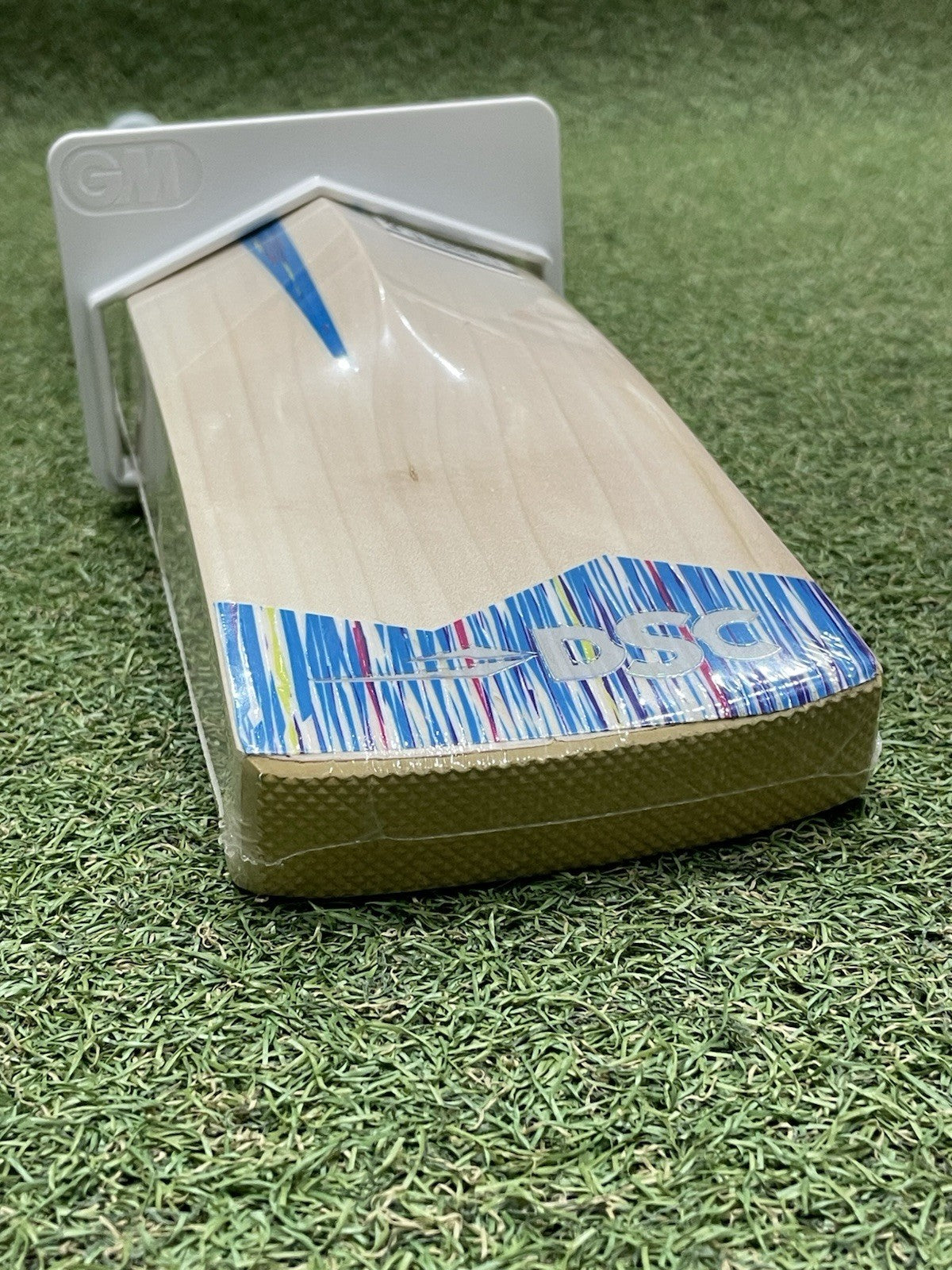 DSC Blu 500 Cricket Bat - Brand New - Massive Profile - 2lb 8oz - Gauge Filler!