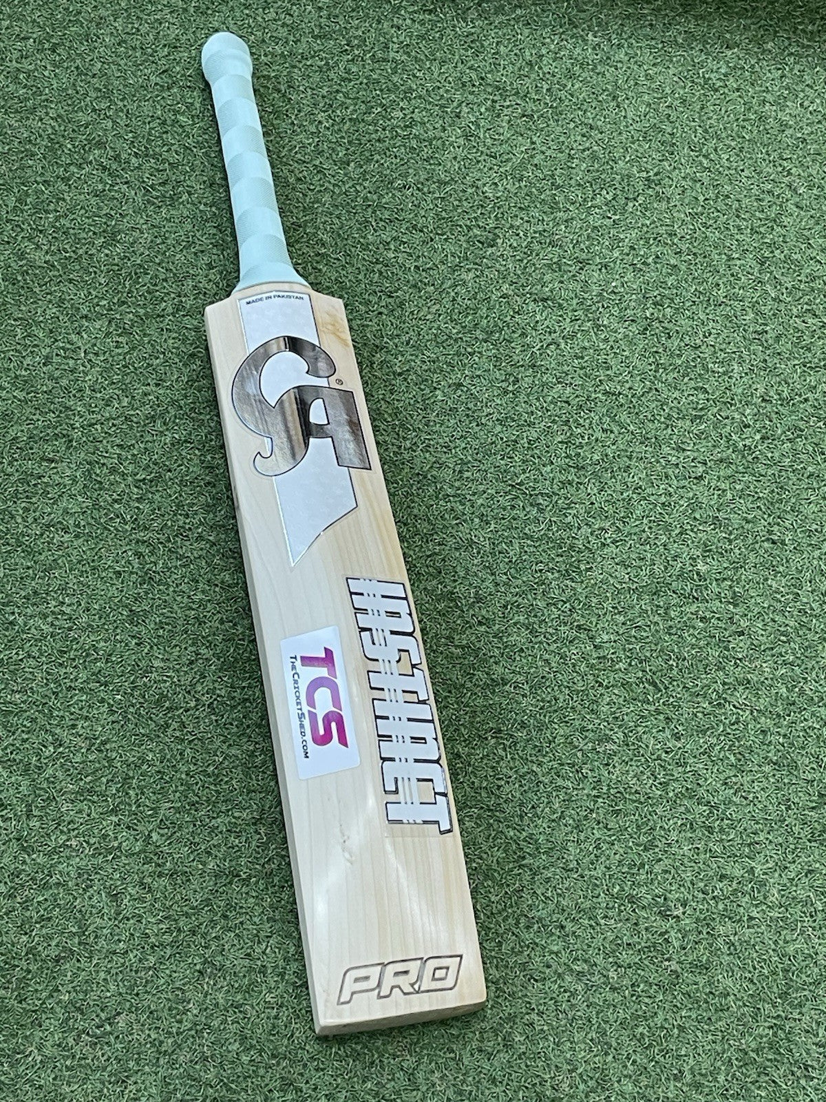 CA Instinct 7 Star Cricket Bat - Brand New - 2lb 10oz - Stunning Full Profile