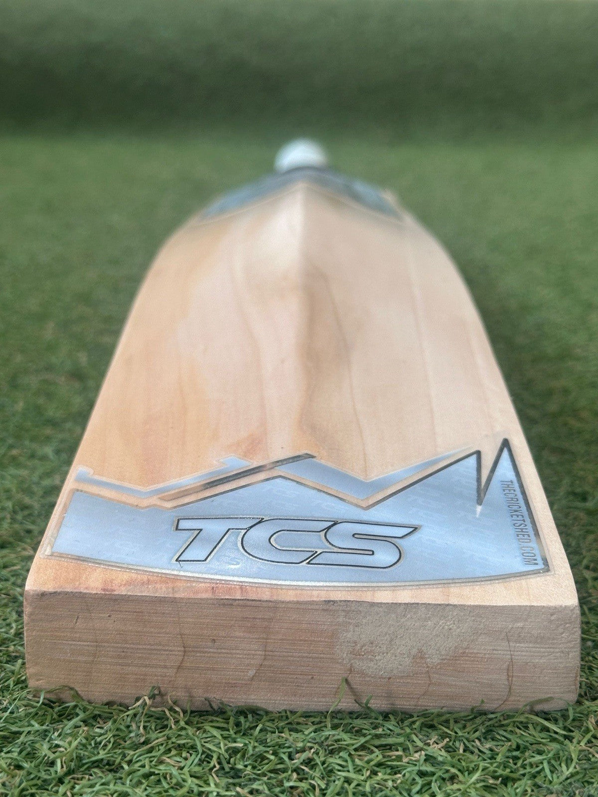 TCS Diamond Butterfly Cricket Bat - Brand New - 2lb 10oz - Lovely Balance!