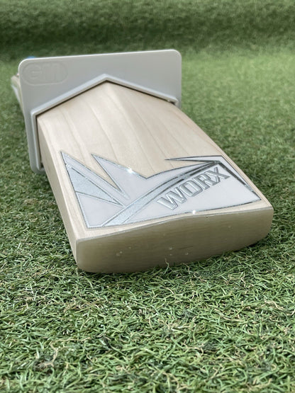 Keeley Worx 026 Grade 1 Cricket Bat - Brand New - 2lb 15oz - Lovely Profile!