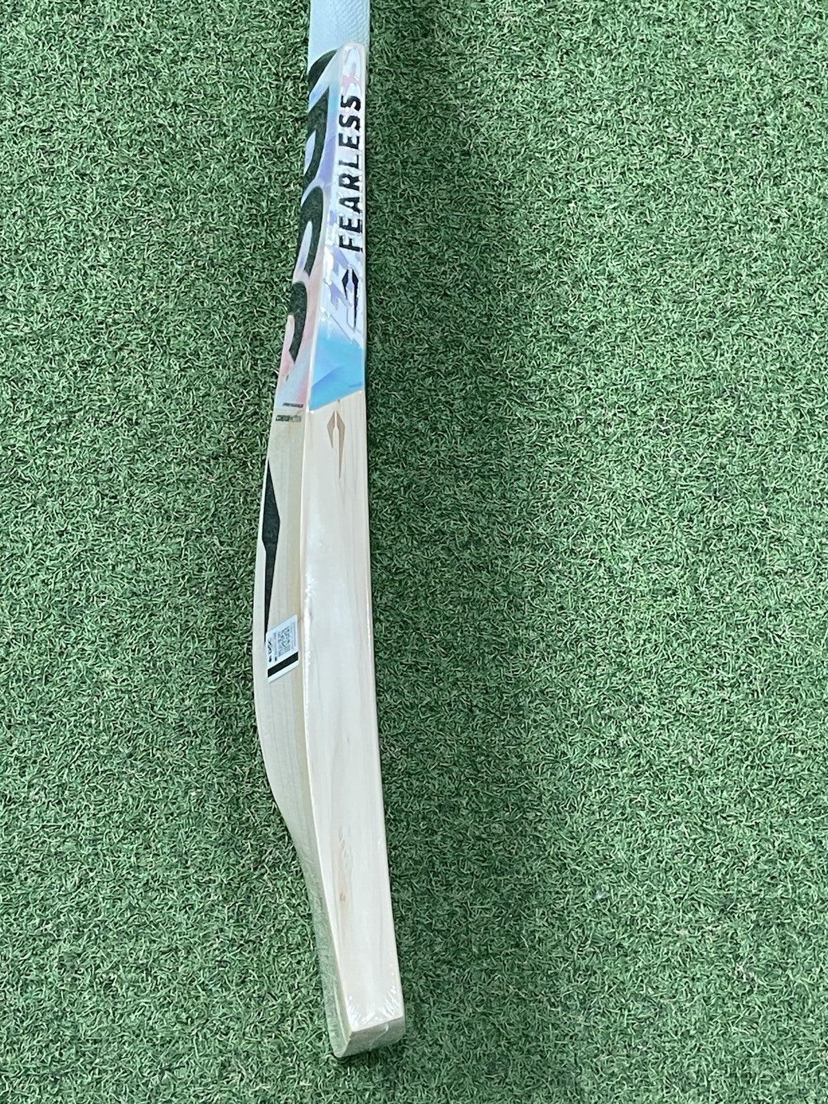 DSC Condor Motion Cricket Bat - Brand New - Massive Profile - 2lb 8oz