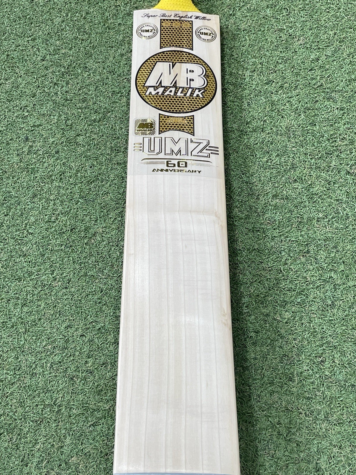 MB Malik UMZ Anniversary Players Cricket Bat - Brand New - 2lb 10oz - UK Made