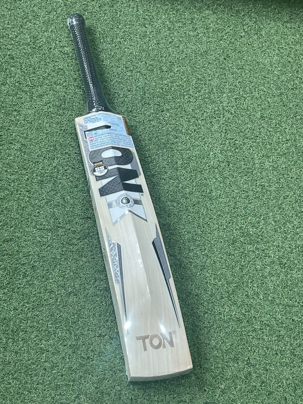Ton Silver Edition Cricket Bat - Brand New - 2lb 10oz - Massive Profile