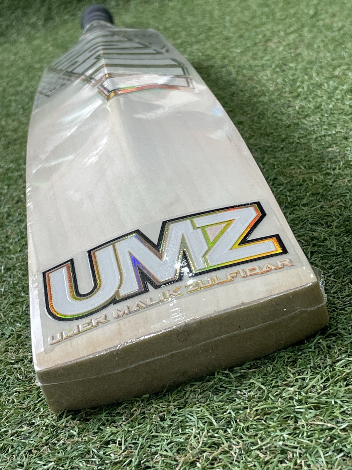 MB Malik UMZ AB57 Cricket Bat - Brand New - 2lb 10oz - Exclusive !