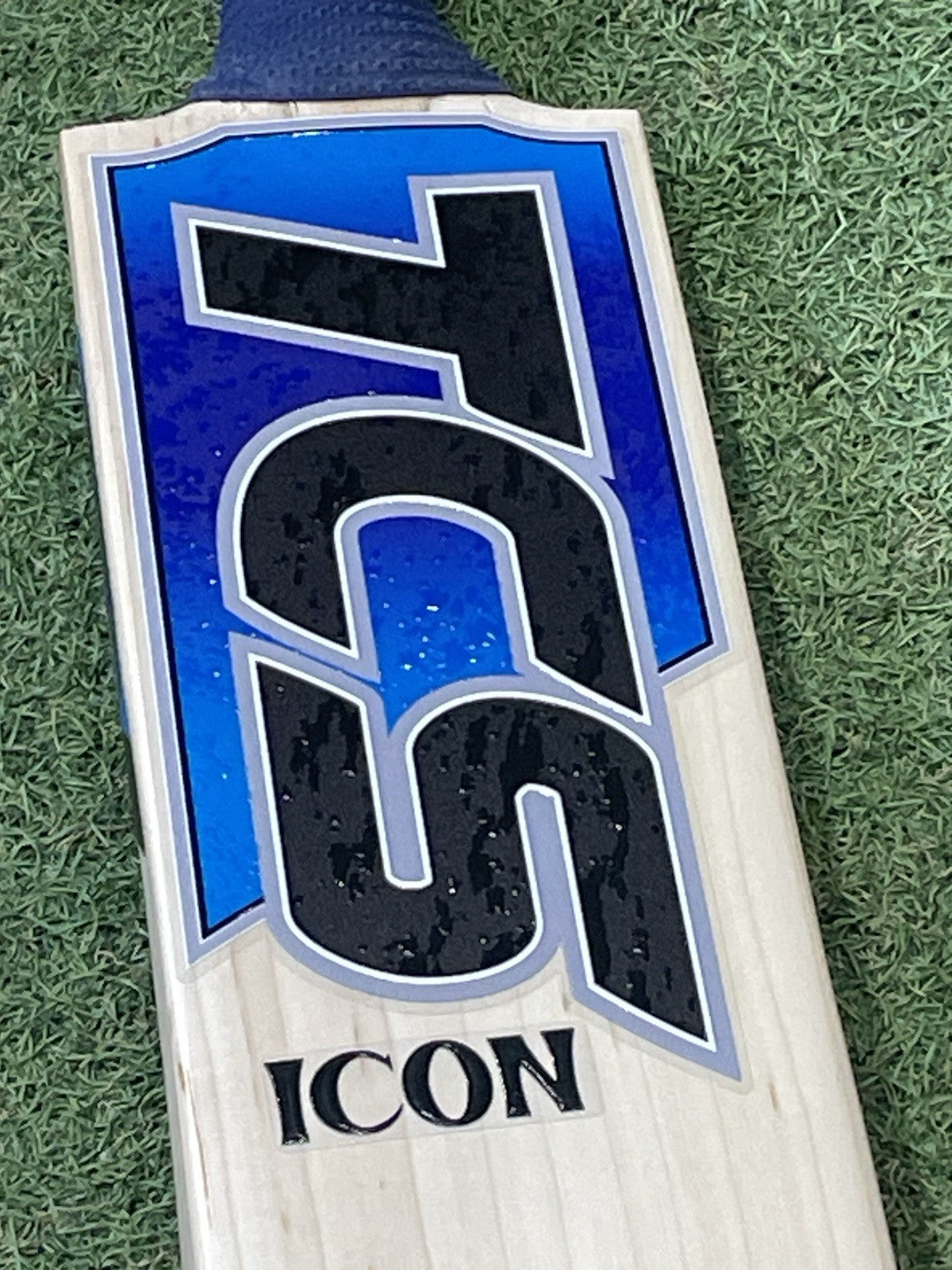 TCS Icon Cricket Bat - Brand New - 2lb 9oz - Exclusive! New Range!