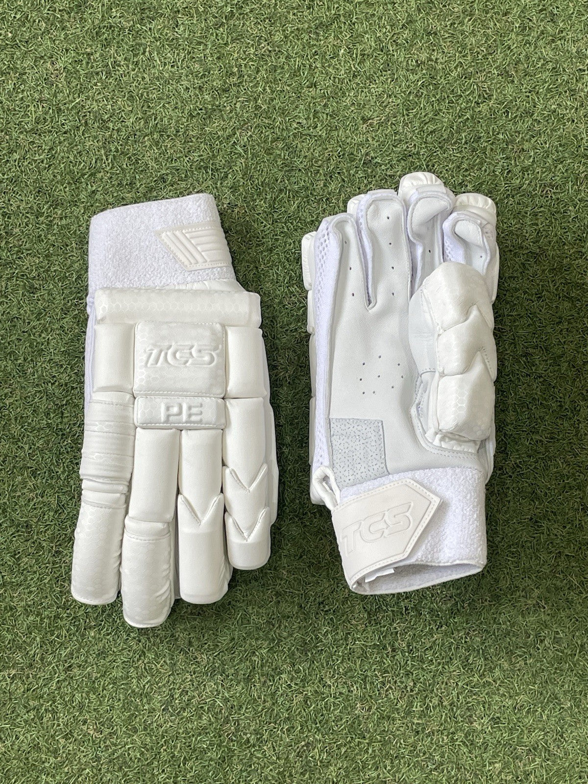 TCS Players Edition Hybrid Batting Gloves - Brand New - Left Hand Men's Size