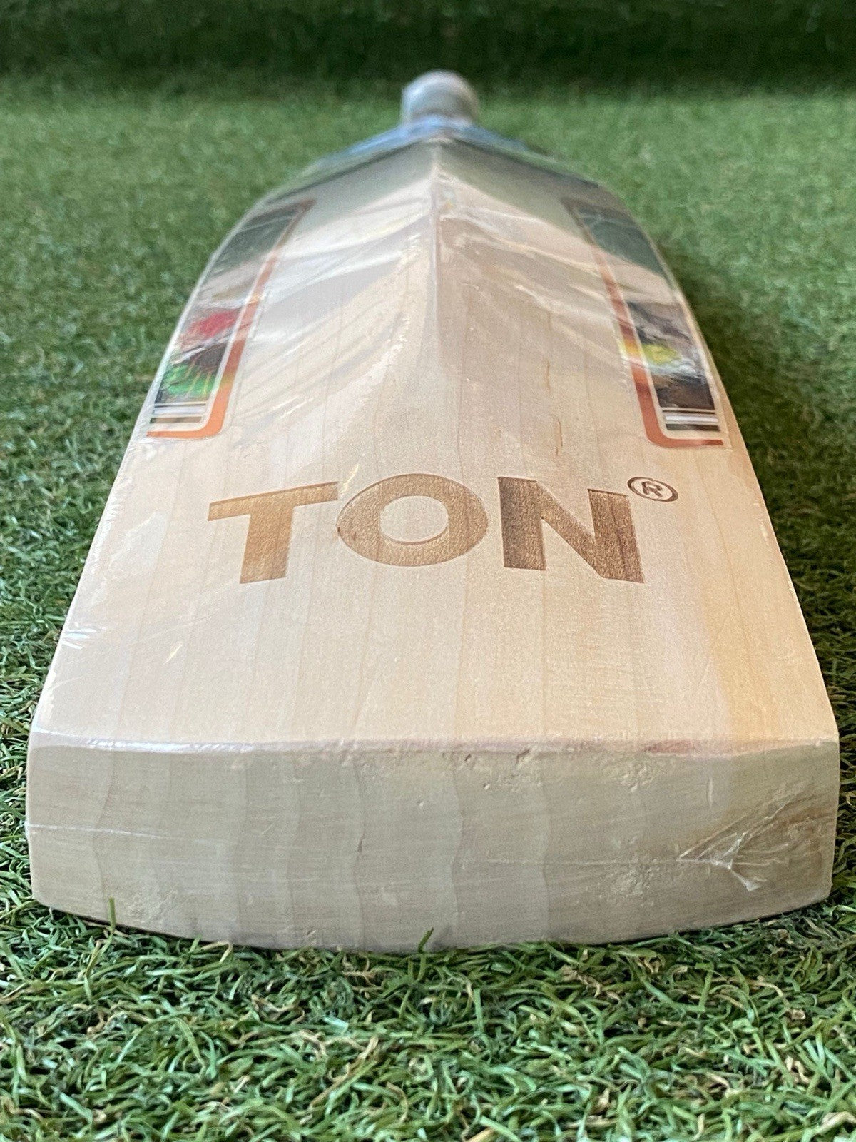 SS Master 7000 Cricket Bat - Brand New - New Stickers - 2lb 8oz - Exclusive