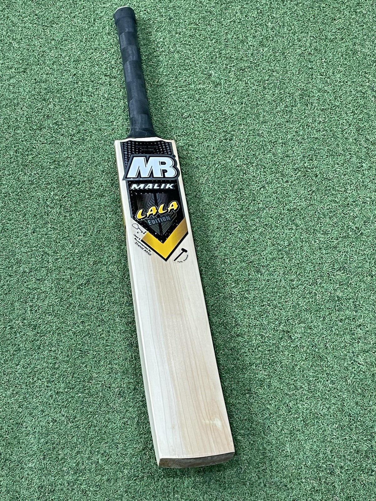 MB Malik MBS Lala Edition Cricket Bat - Brand New - 2lb 8oz - Full Profile!