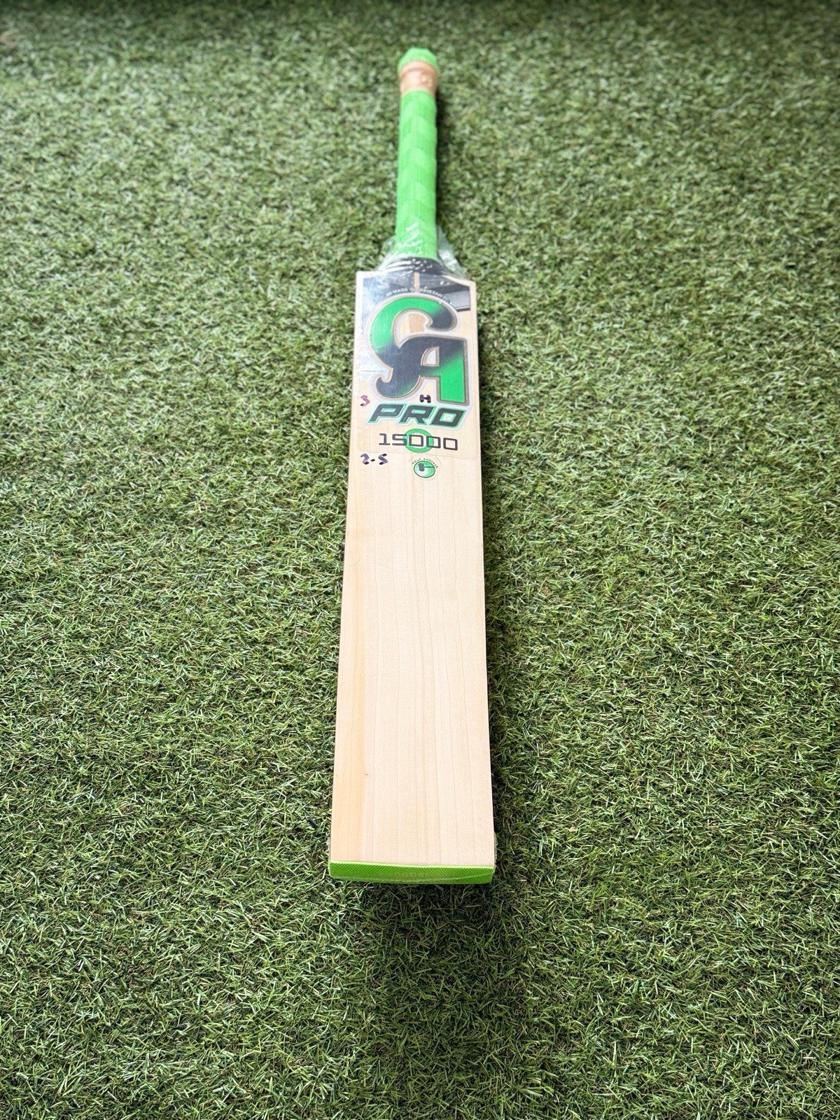 CA Pro 15000 Harrow Junior Cricket Bat - Brand New - 2lb 5oz - Exclusive!!