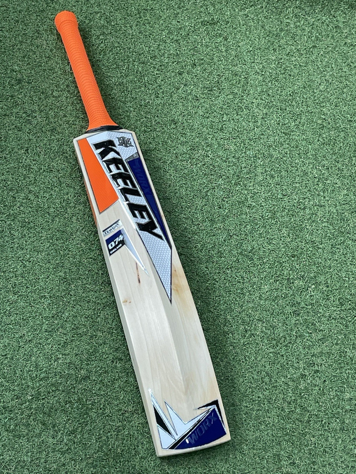 Keeley Worx 074 Grade 1 Cricket Bat - Brand New - 2lb 11oz - Lovely Profile!