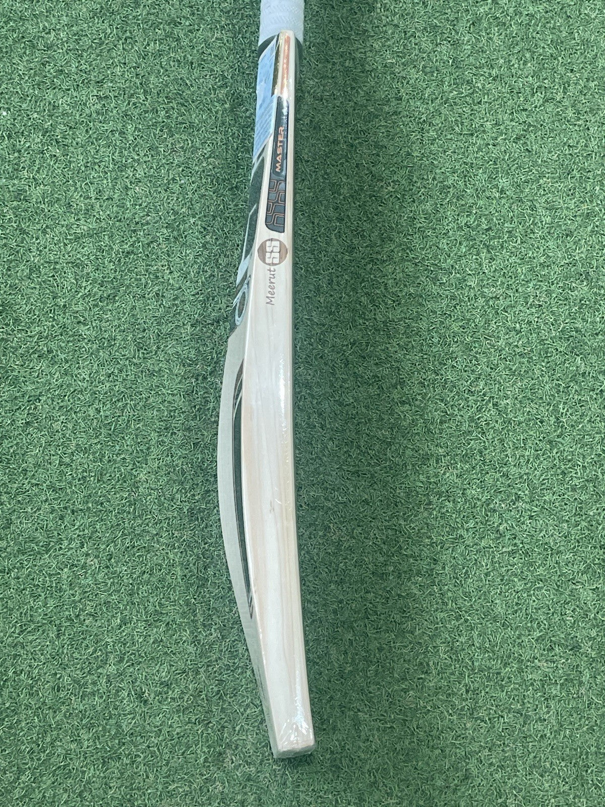 SS Master 7000 Cricket Bat - Brand New - New Stickers - 2lb 8oz - Exclusive