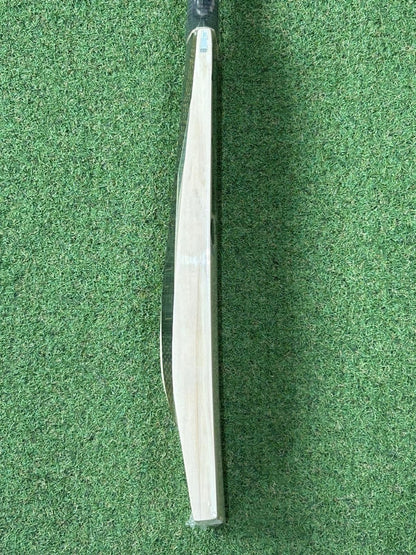 Ihsan Xtreme Cricket Bat - Brand New - 2lb 10oz - Lovely Grains! Big Profile!