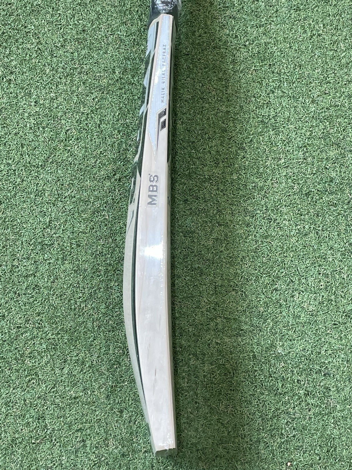 MB Malik MBS Salma Ali Agha Cricket Bat - Brand New - 2lb 11oz - Full Profile!