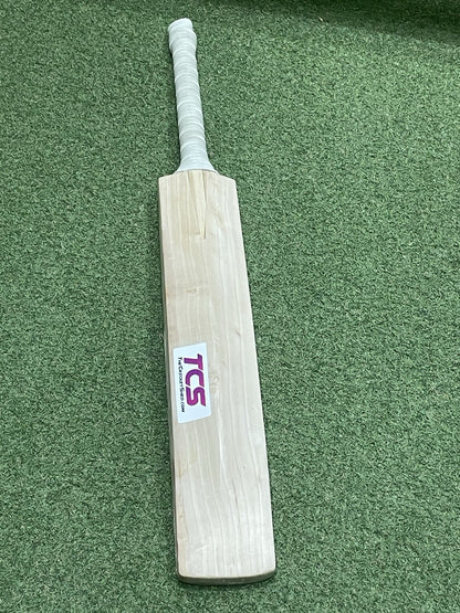 Used Smasher API-G Cricket Bat (2lb 9oz) - Good Condition