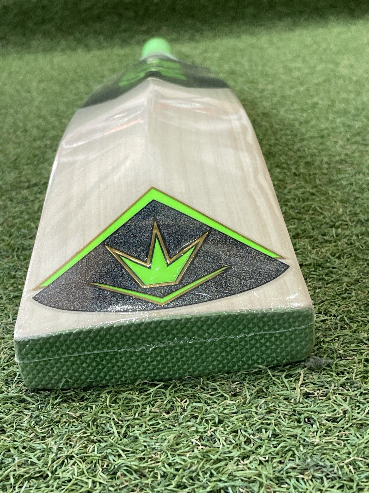 MIDS 5 Star Cricket Bat - Brand New - 2lb 7oz - Stunning Grains - Great Ping!