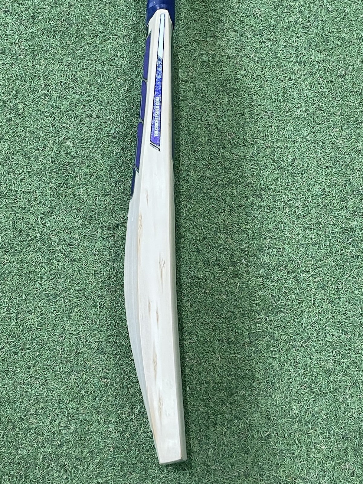 TCS Limited Edition Cricket Bat - Brand New - 2lb 11oz - Full Profile