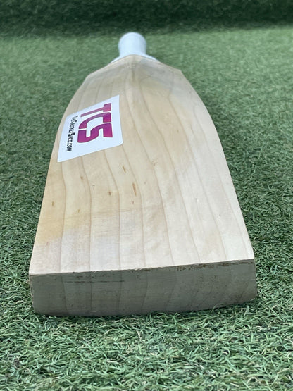 MB Malik Plain Cricket Bat - Brand New - 2lb 9oz - Magic Blue Willow