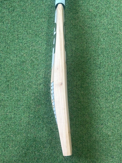 CA Instinct Laminate Cricket Bat - Brand New - 2lb 11oz -Lovely Grains