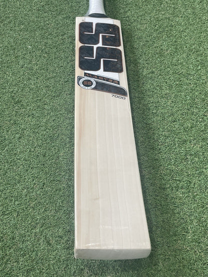 SS Master 7000 Cricket Bat - Brand New - New Stickers - 2lb 8oz - Exclusive