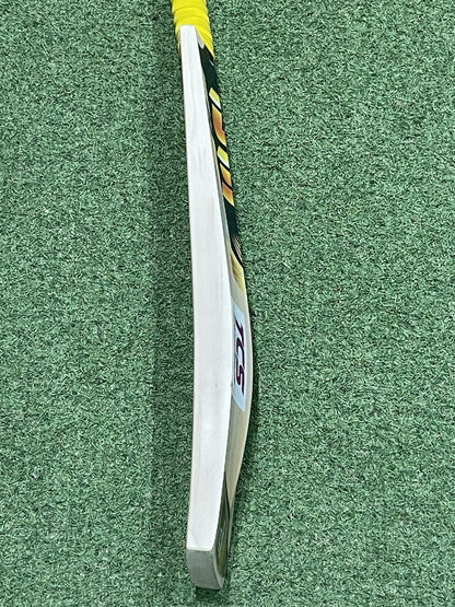 Cricket Station Cricket Bat (2lb 9oz) - UK Made - Exclusive - Brand New