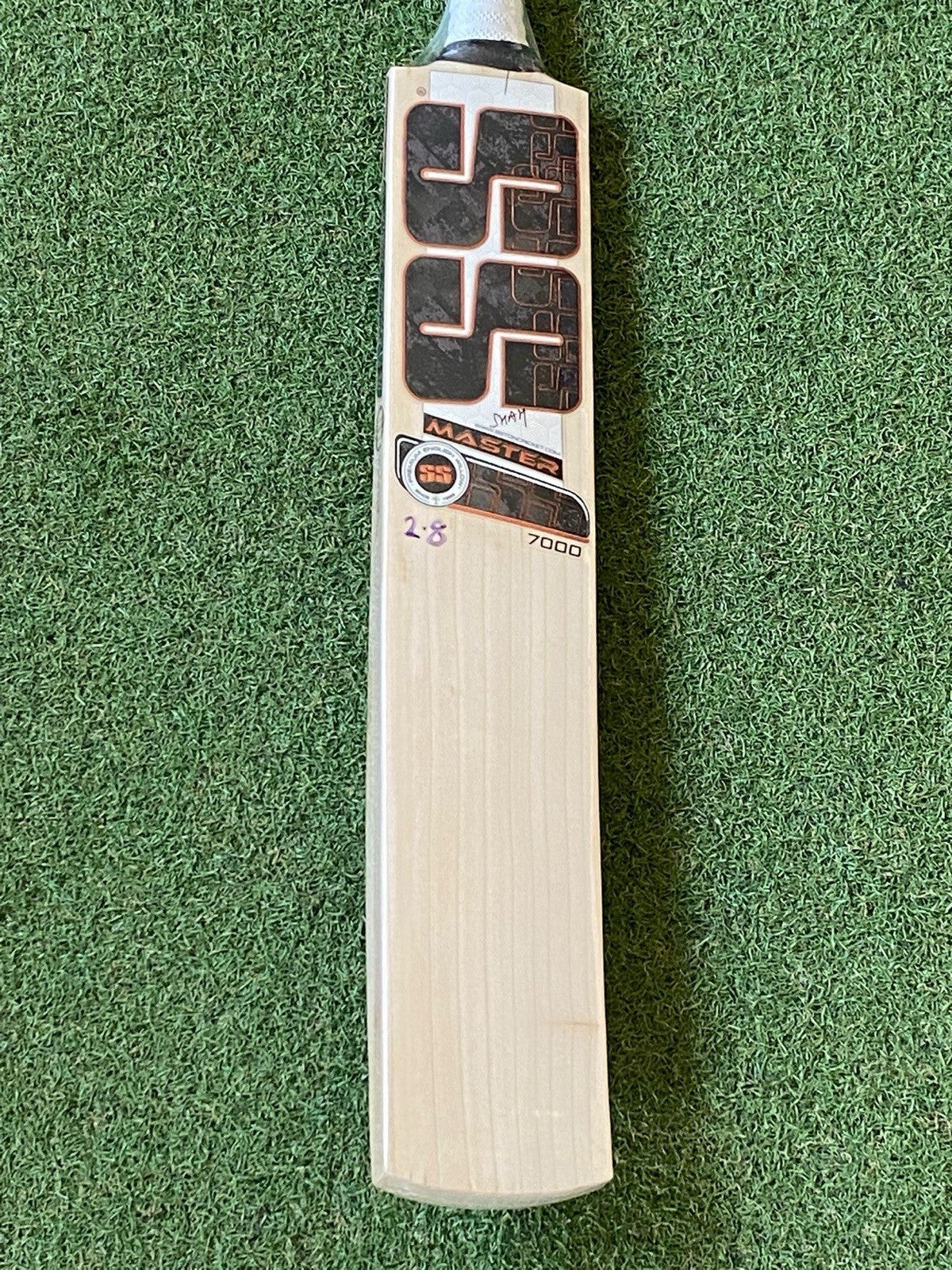 SS Master 7000 Cricket Bat - Brand New - New Stickers - 2lb 8oz - Exclusive