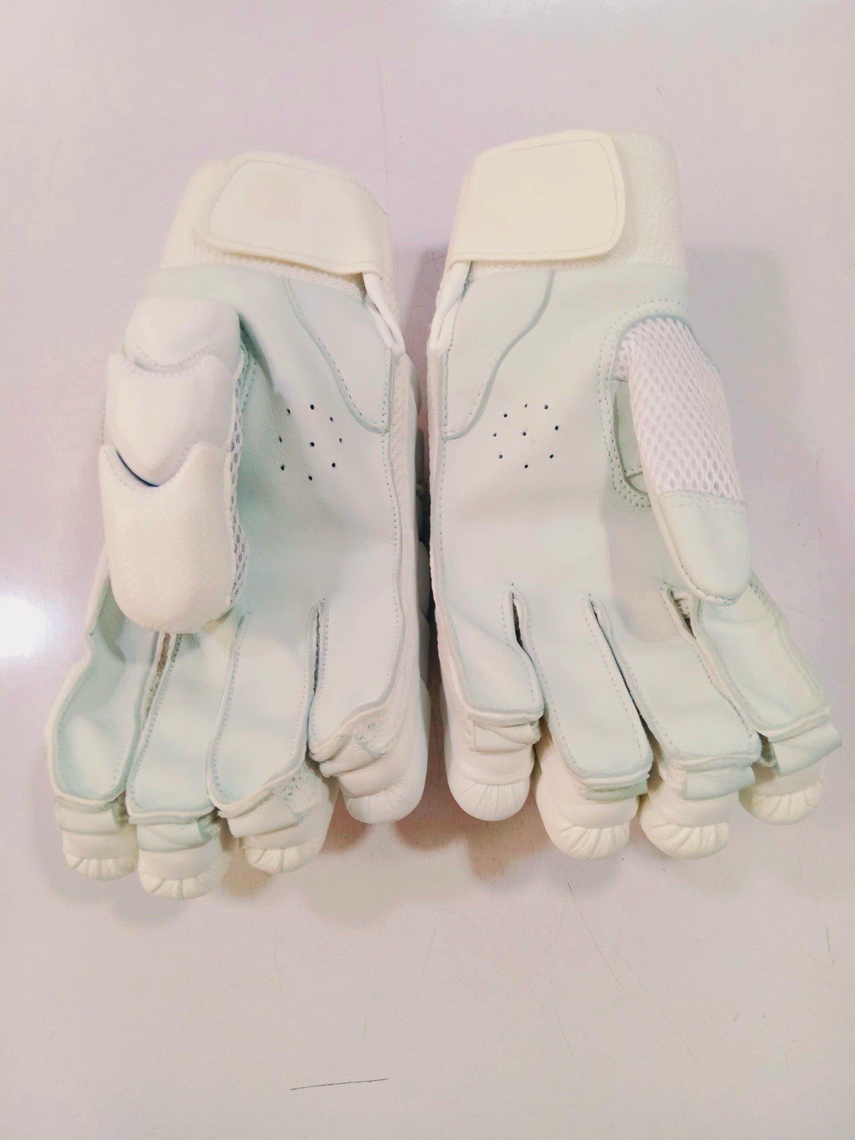 Unbranded Spilt Finger Design Batting Gloves - Brand New - Left Hand Men's Size