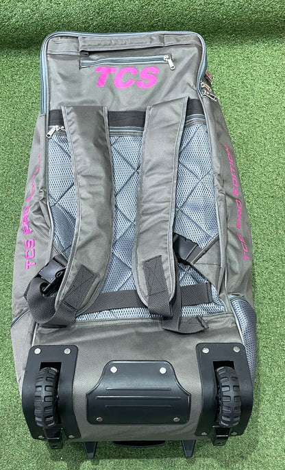 TCS Pro Edition Wheelie Duffle Bag