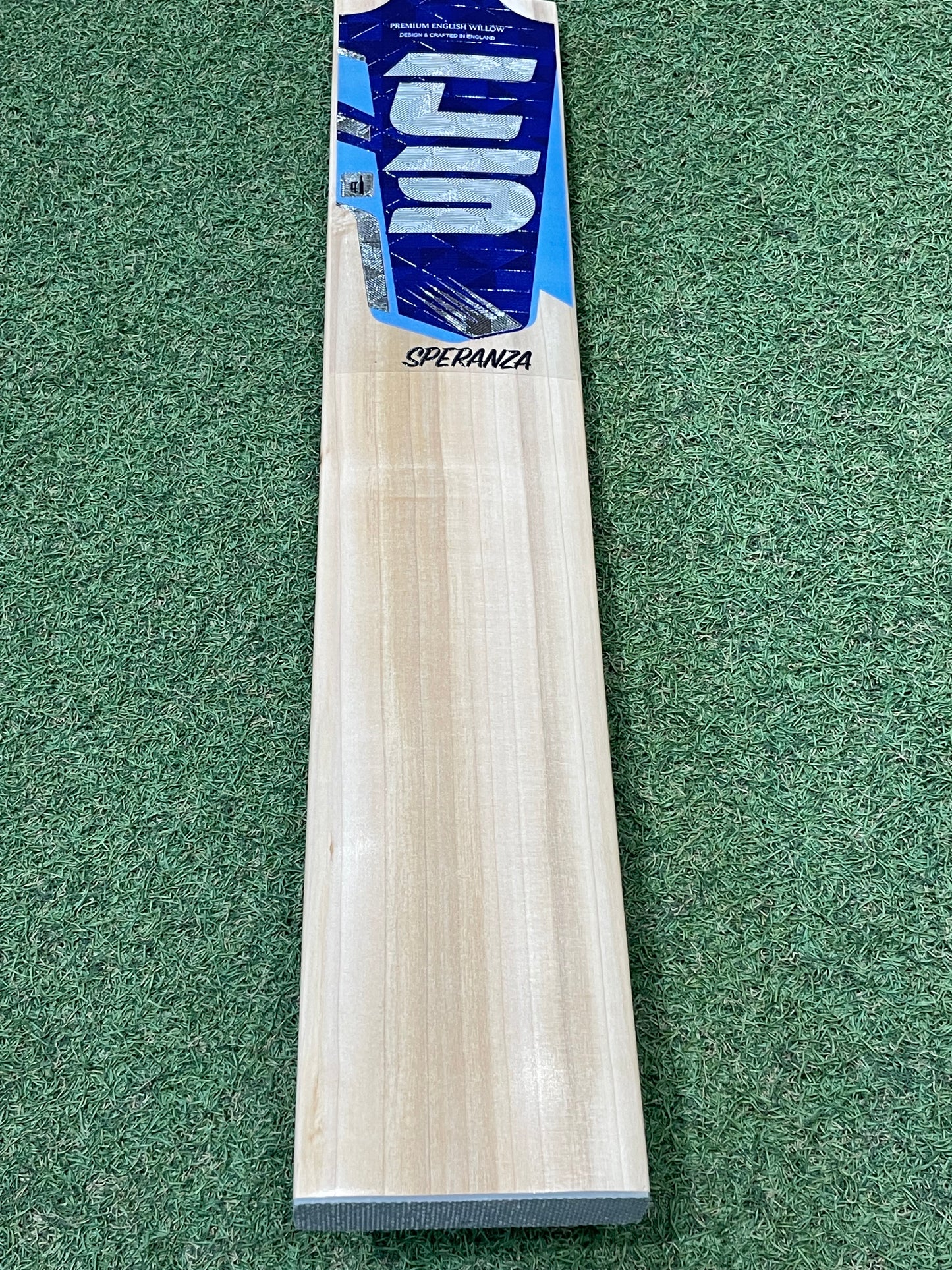 Cricket Station Speranza Cricket Bat (2lb 11oz)