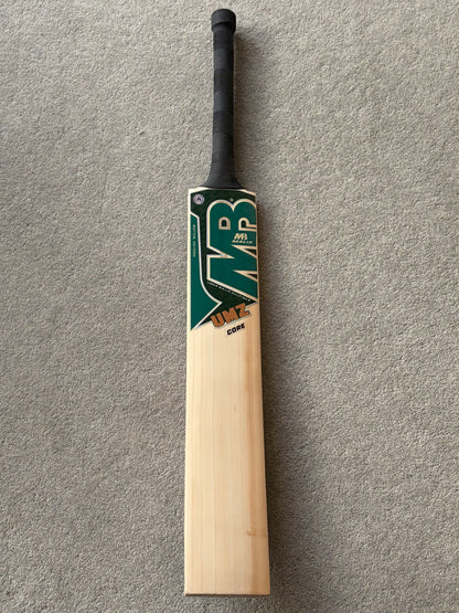 MB Malik UMZ Core Cricket Bat (2lb 9oz)