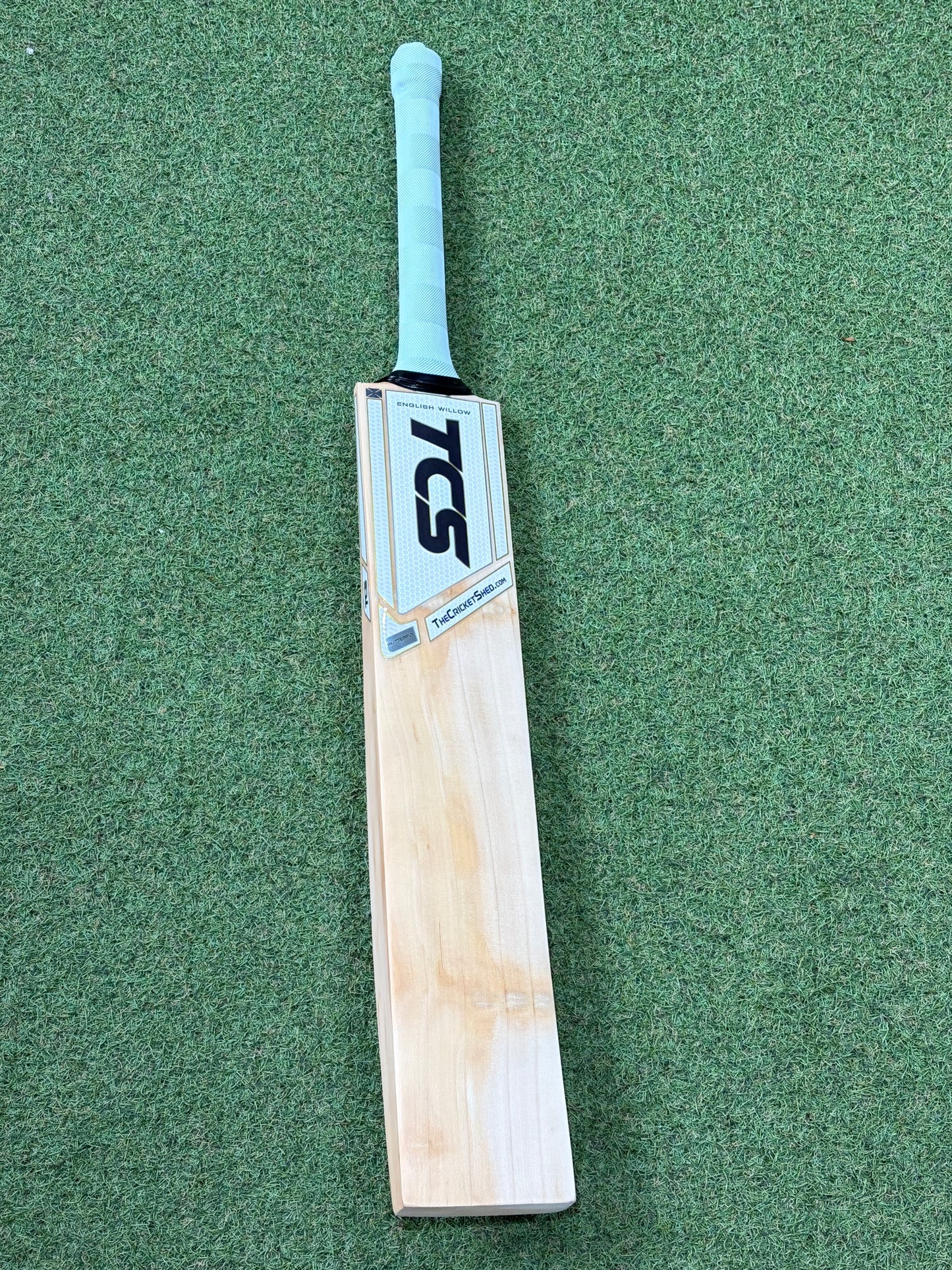 TCS White Edition Butterfly Cricket Bat (2lb 9oz)
