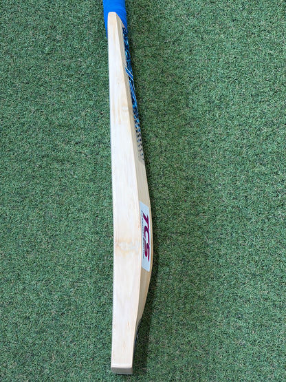 Vader Butterfly Cricket Bat (2lb 9oz)
