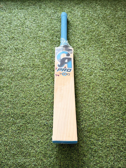 CA Pro 7000 Harrow Junior Cricket Bat (2lb 4oz)