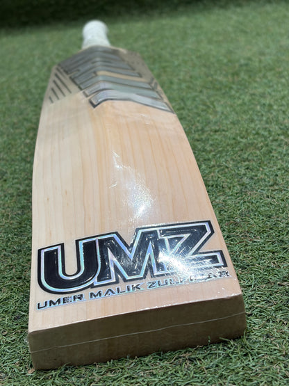 MB Malik Game Changer Players Cricket Bat (2lb 10oz)