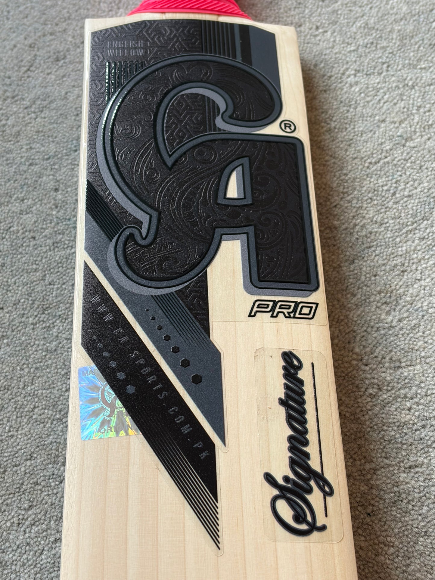 CA Pro Blackout Signature Cricket Bat (2lb 8oz)
