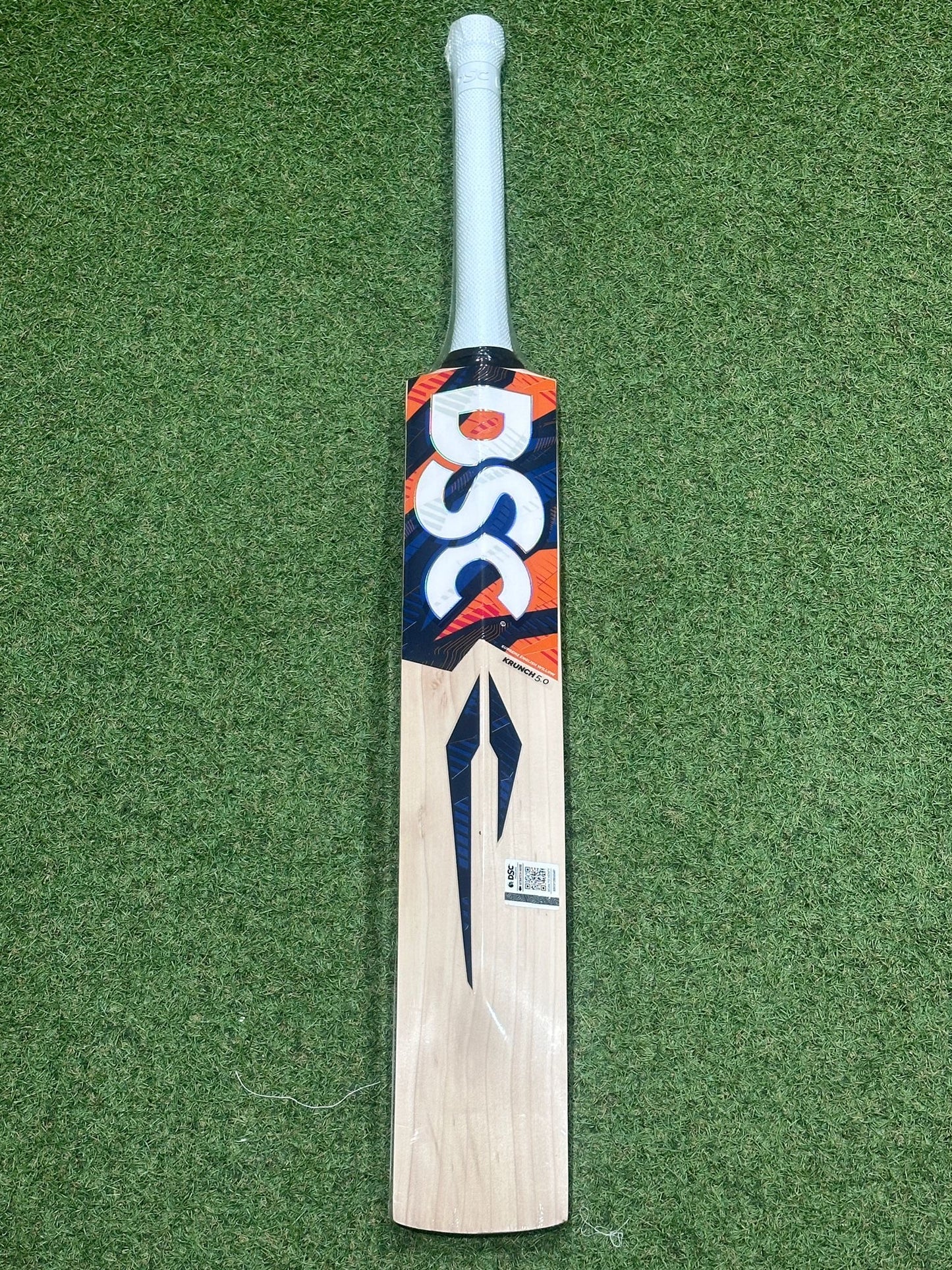 DSC Krunch 5.0 Cricket Bat (2lb 9oz)