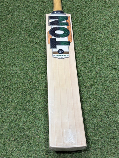 Ton Super Cricket Bat (2lb 9oz)