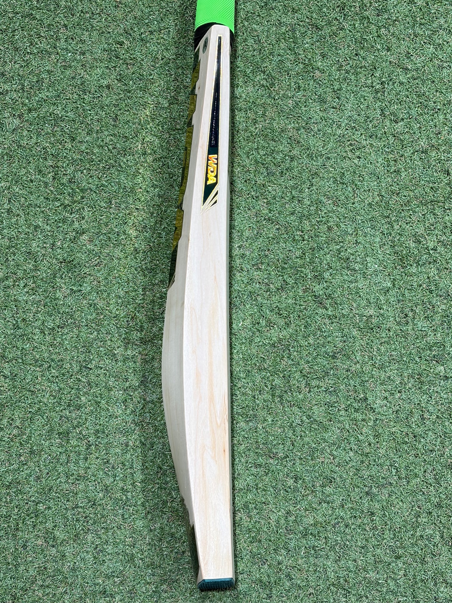 WDA Hulk Cricket Bat (3lb 0oz)