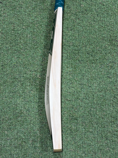 TCS Classic Cricket Bat (2lb 11oz)