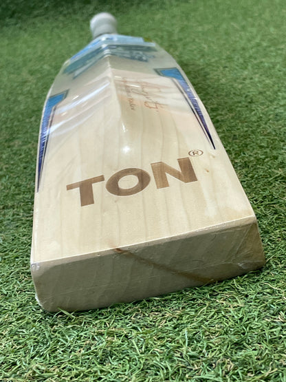 SS Sky Flicker Harrow Junior Cricket Bat (2lb 5oz)