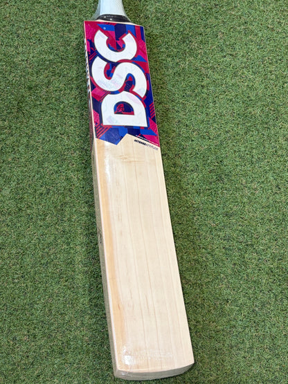 DSC Intense Attitude Cricket Bat (2lb 9oz)