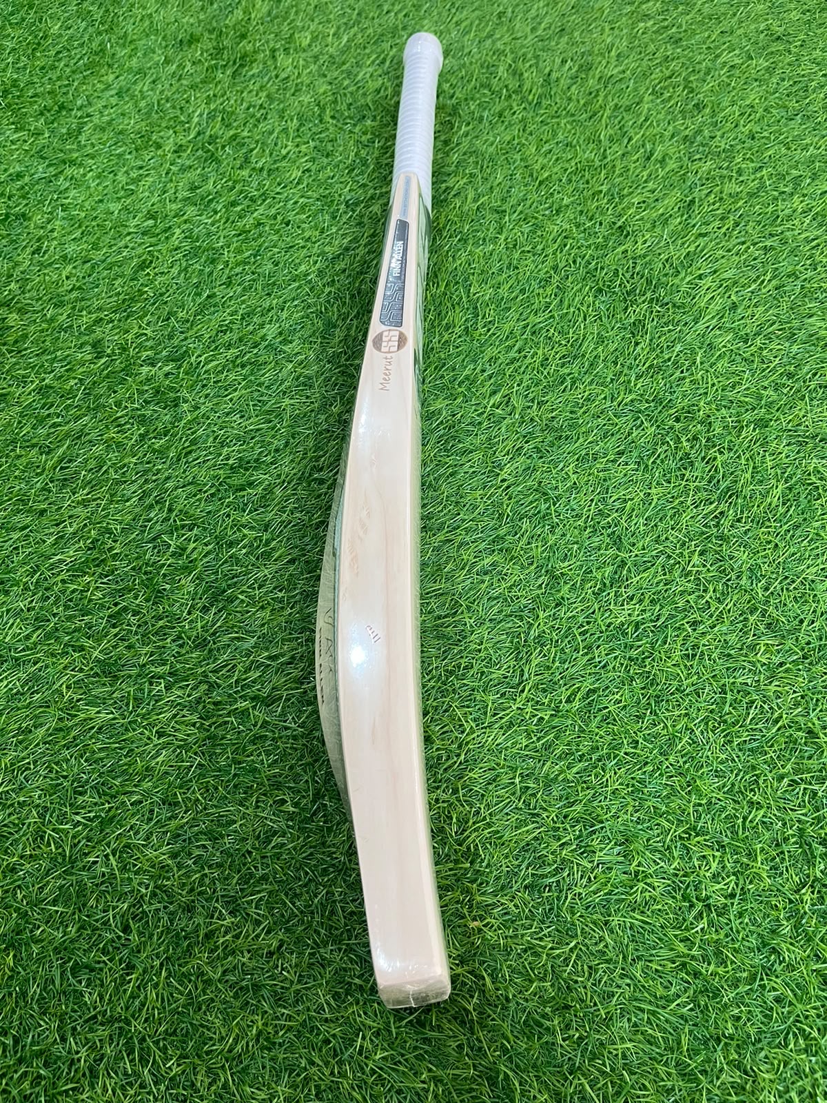 SS Ton Finn Allen Player Cricket Bat (2lb 7oz)
